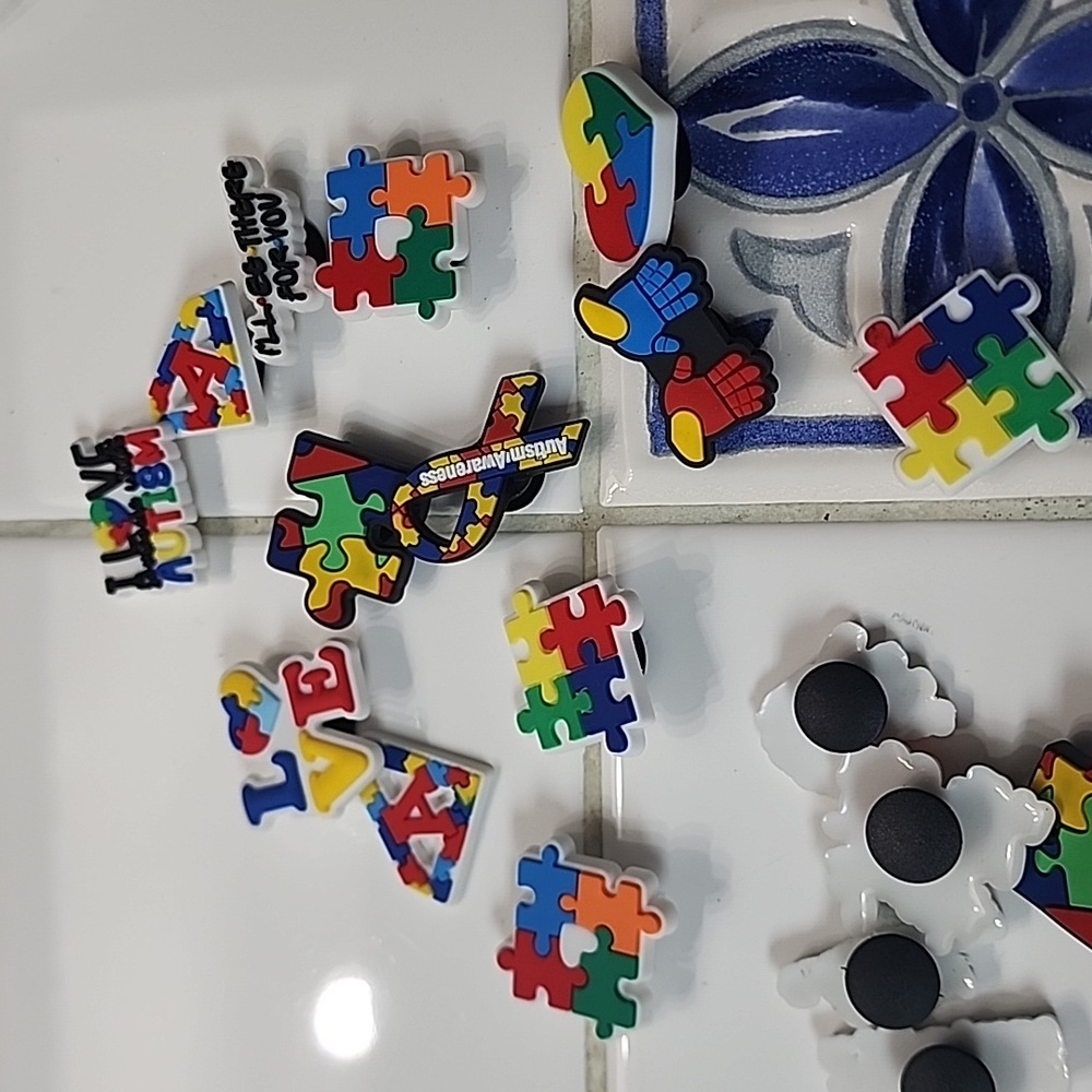 NEW AUTISM CROC WOMEN KIDS MEN CHARMS SHOE CHARMS